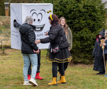 Aktuality / Fašiangová slávnosť v našej obci - 14.2.2026 - video