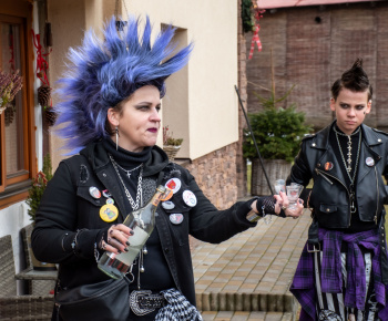 Aktuality / Fašiangová slávnosť v našej obci - 14.2.2026 - video