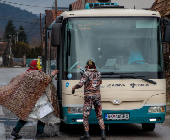 Aktuality / Fašiangová slávnosť v našej obci - 14.2.2026 - video