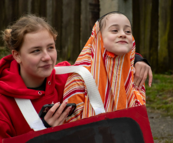 Aktuality / Fašiangová slávnosť v našej obci - 14.2.2026 - video