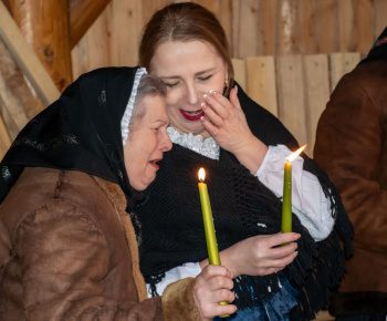 Aktuality / V sobotu sme pochovali basu - video