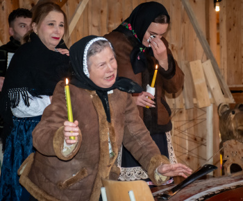 Aktuality / V sobotu sme pochovali basu - video