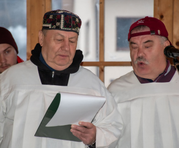 Aktuality / V sobotu sme pochovali basu - video