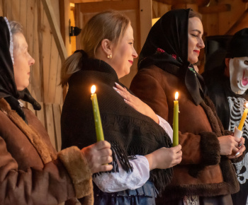 Aktuality / V sobotu sme pochovali basu - video