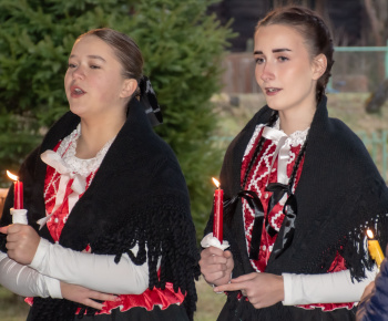 Aktuality / V sobotu sme pochovali basu - video