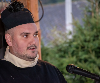 Aktuality / V sobotu sme pochovali basu - video