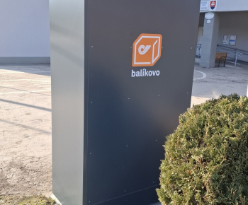 Aktuality / Obec prenajala pozemok spoločnosti Slovak parcel service - foto