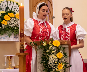 Aktuality / Pozrite si fotky z odpustovej slávnosti Panny Márie pomocnice kresťanov - foto