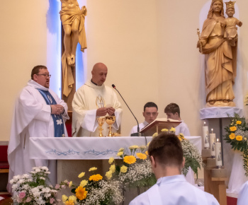 Aktuality / Pozrite si fotky z odpustovej slávnosti Panny Márie pomocnice kresťanov - foto