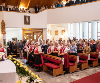 Aktuality / Pozrite si fotky z odpustovej slávnosti Panny Márie pomocnice kresťanov - foto