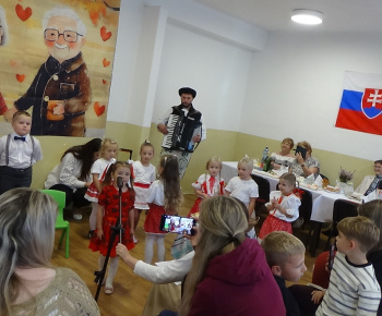 Aktuality / Kultúrny program pre seniorov z našej obce - foto