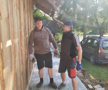 Chodník pri kultúrno-spoločenskom stánku je dokončený
