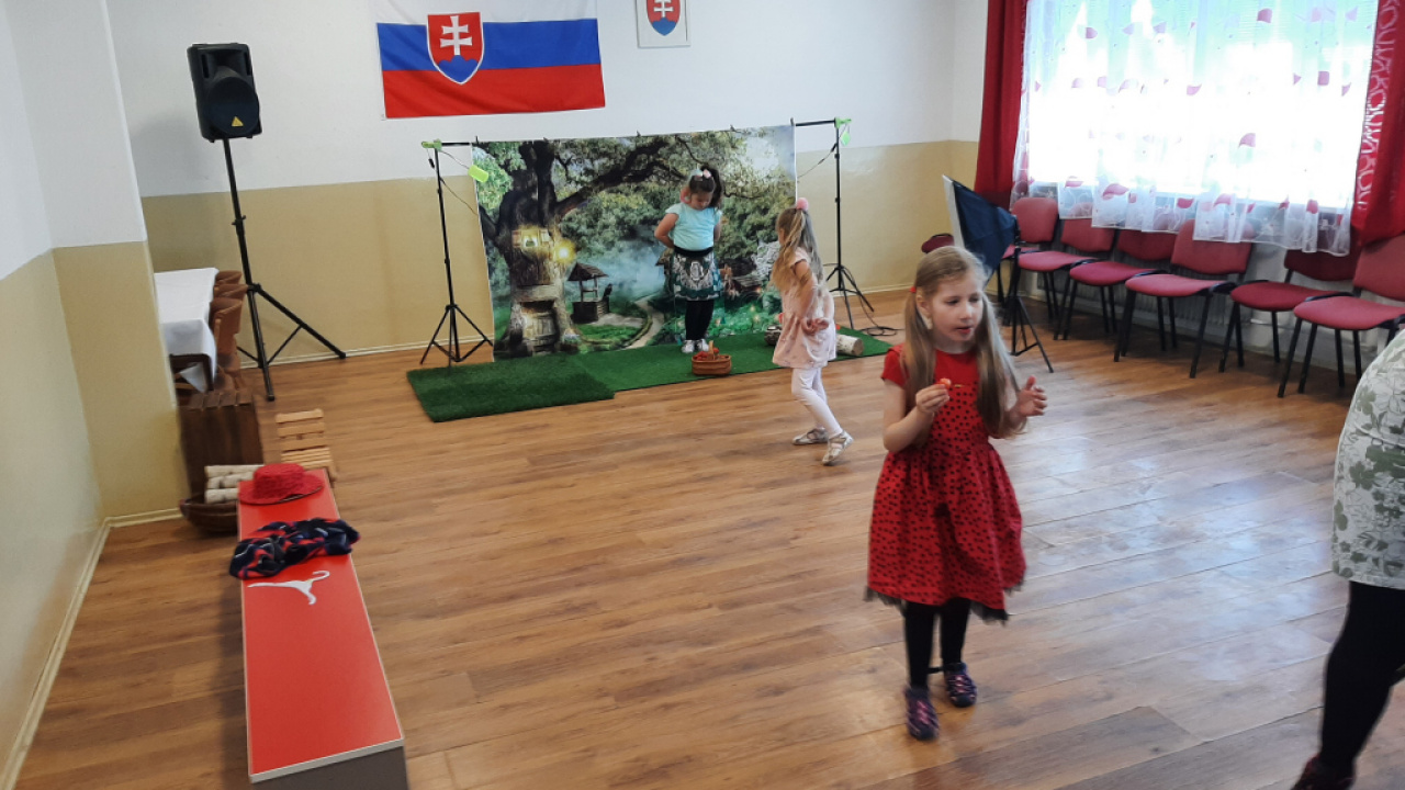Fotky-Hostovice pietna spomienka na obete 1. sv. vojny