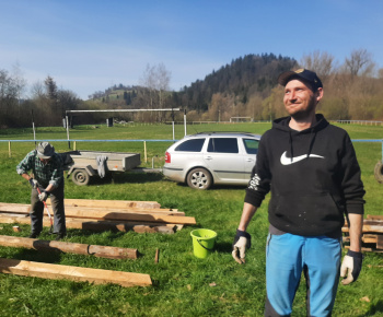 Rekonštrukcia strechy šatní na futbalovom ihrisku