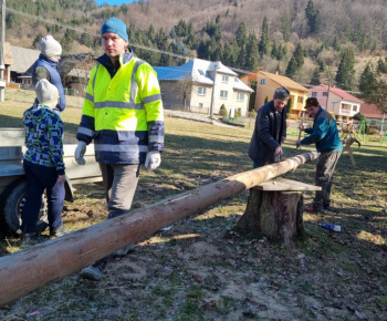 Ako stavali máj naši mládenci 