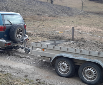Foto: Brigáda na úprave  cesty v časti  Hore Pucovým 25.2.2023