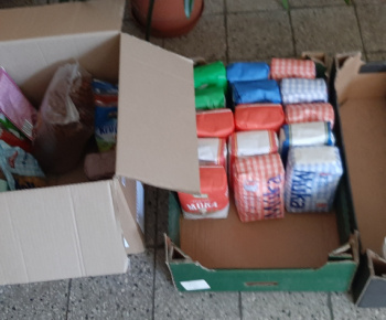Zbierka trvanlivých potravín a hygienických potrieb pre Ukrajinu