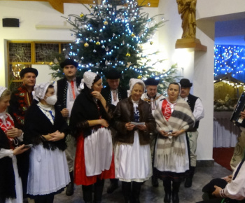 Foto - polnočná svätá omša
