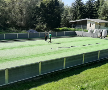 Výmena trávnika na umelom futbalovom miniihrisku