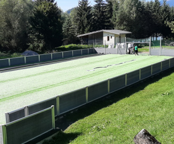 Výmena trávnika na umelom futbalovom miniihrisku