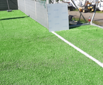 Výmena trávnika na umelom futbalovom miniihrisku