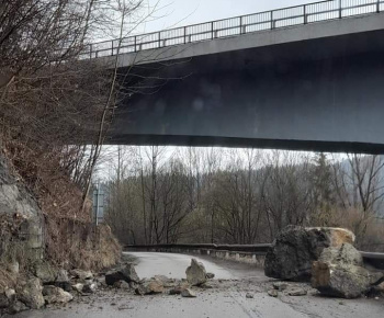 Zosuv skál Skalka-Bziny 13.03.2021