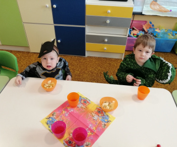Deti v materskej škole mali karneval 12.02.2021