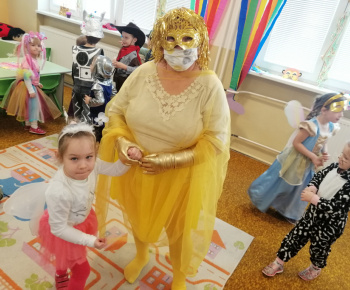 Deti v materskej škole mali karneval 12.02.2021