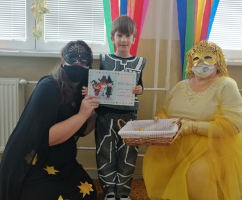 Deti v materskej škole mali karneval 12.02.2021