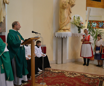 Rozlúčenie s pánom správcom farnosti a p. kaplánom-7.7.2019
