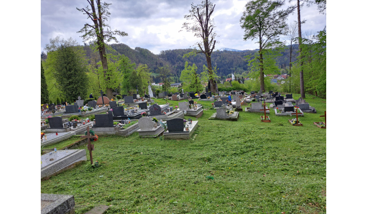 Kosenie cintorína, parku, brehov Pucovského potoka a iných plôch v obci