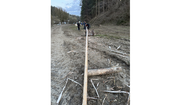 Máj je pripravený na postavenie