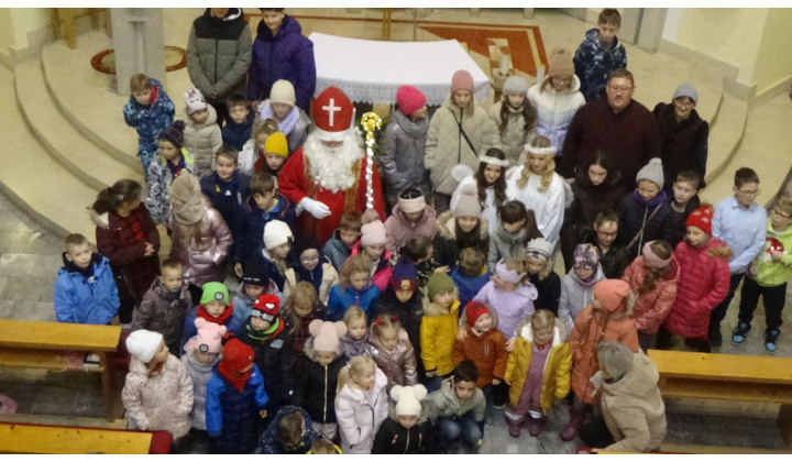 Sv. Mikuláš prišiel aj do nášho kostola v Medzibrodí n/Or. 5.12.2025 