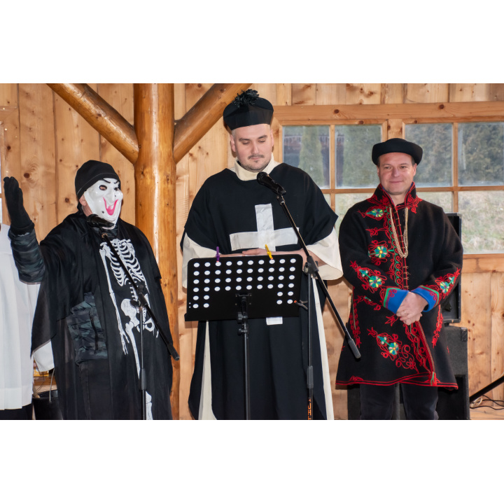 V sobotu sme pochovali basu